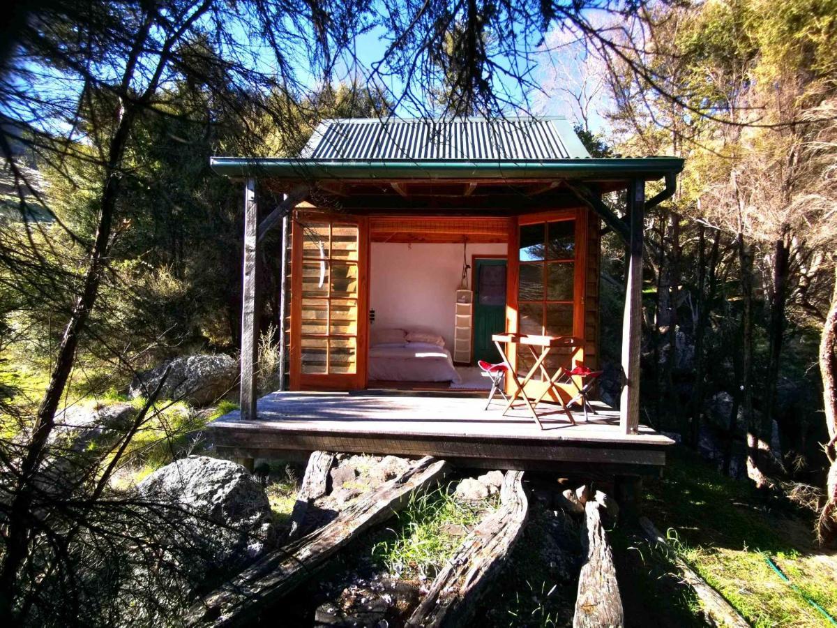 Manaaki Mai, Rustic Retreat Bush Cabin ไครสต์เชิร์ช ภายนอก รูปภาพ