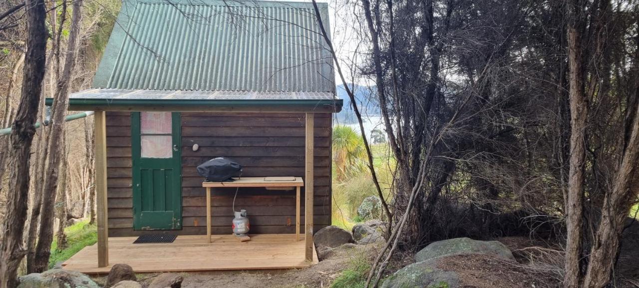 Manaaki Mai, Rustic Retreat Bush Cabin ไครสต์เชิร์ช ภายนอก รูปภาพ